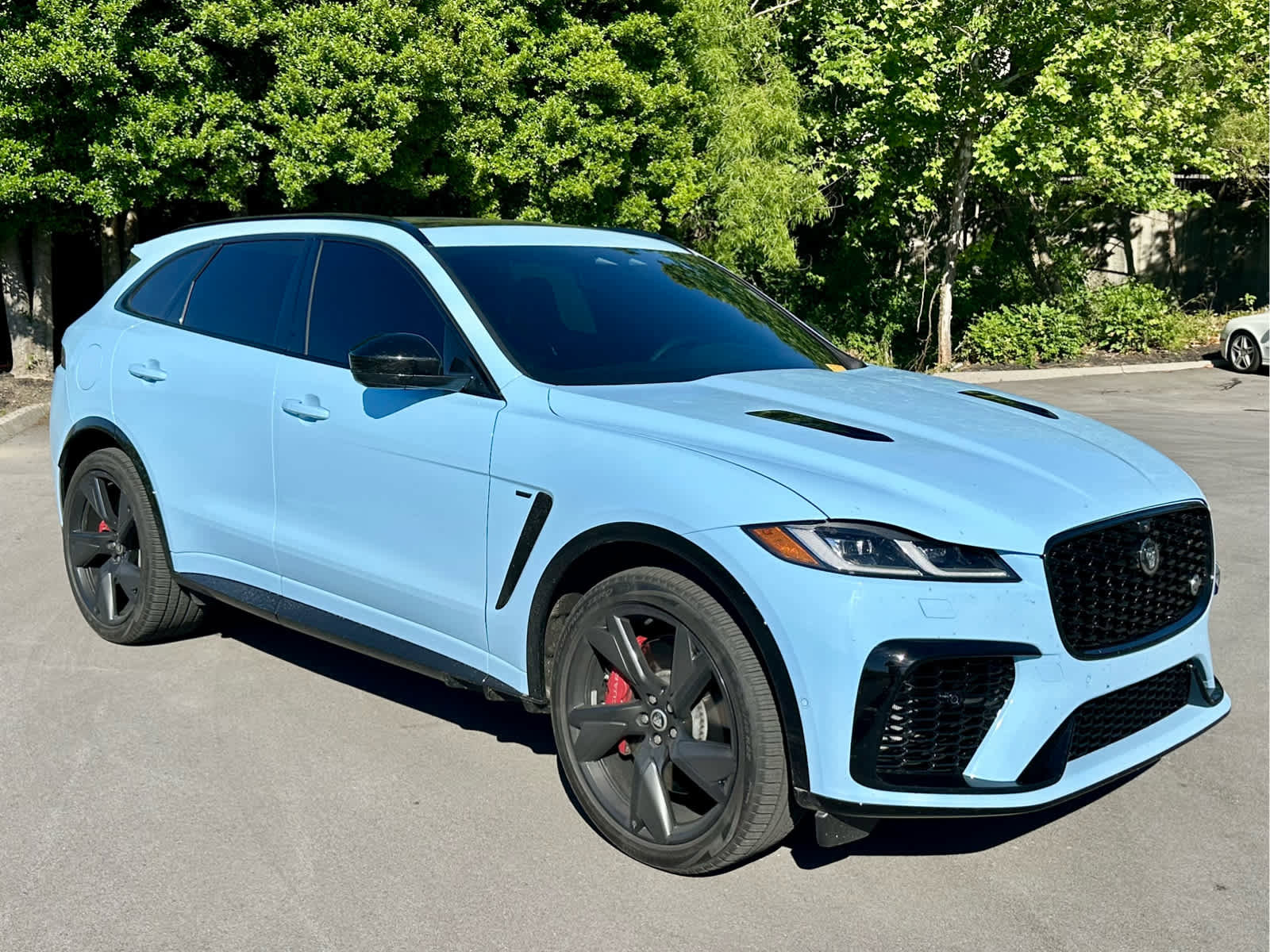 Used 2026 Jaguar F-PACE SVR 575 Edition AWD/4WD image 3