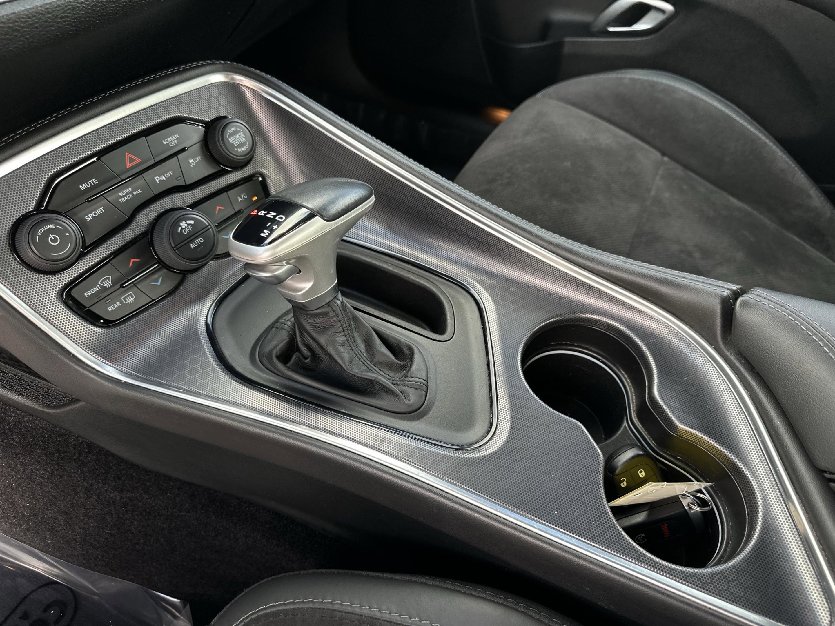 Used 2017 Dodge Challenger GT w/ Technology Group image 25