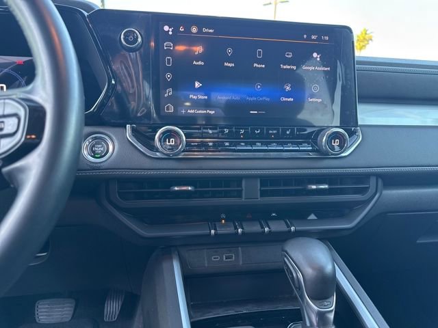 Used 2023 Chevrolet Colorado LT w/ LT Convenience Package II image 17