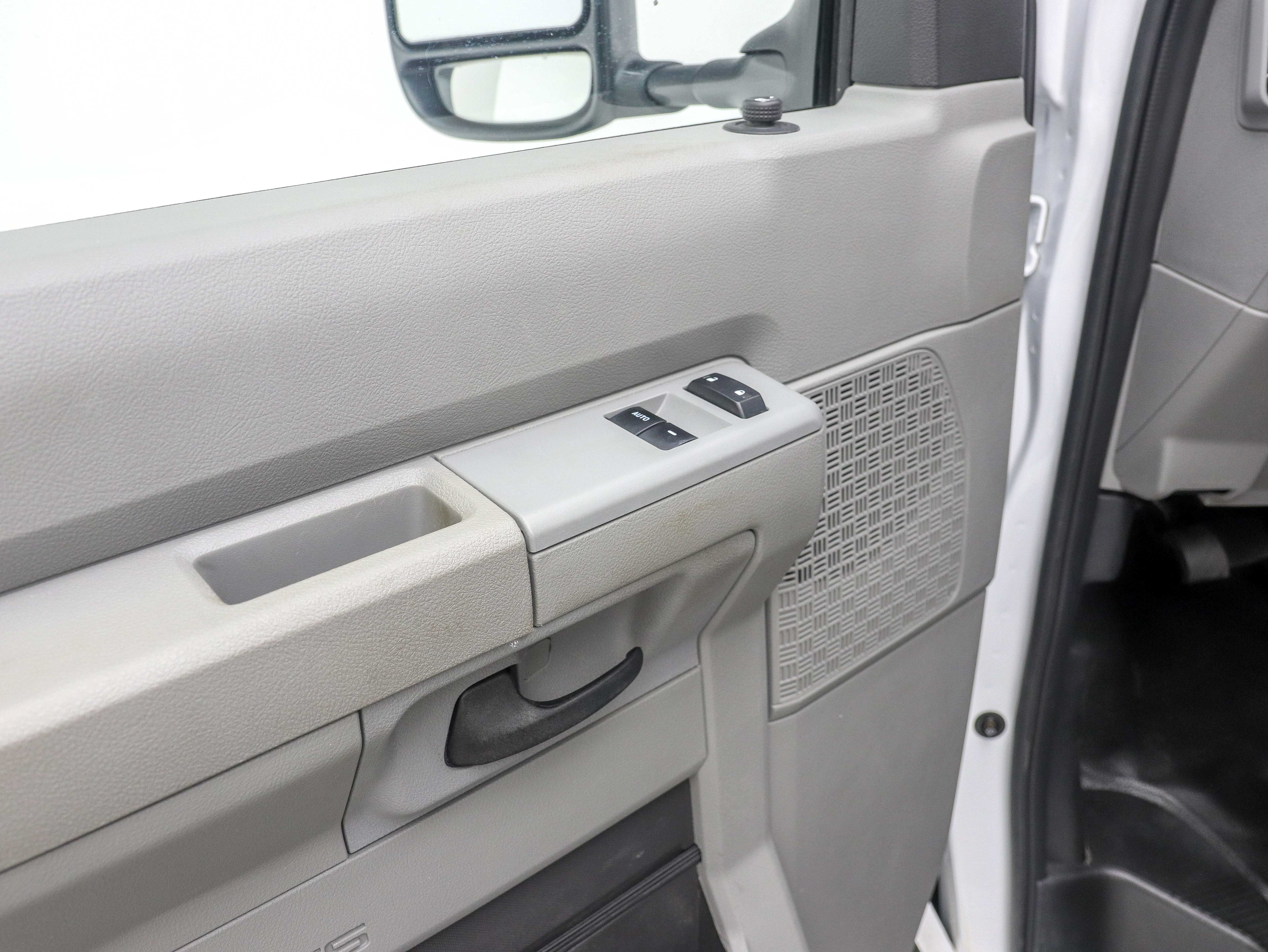 Used 2024 Ford E-350 and Econoline 350 Super Duty w/ Power Windows & Locks Group RWD image 19