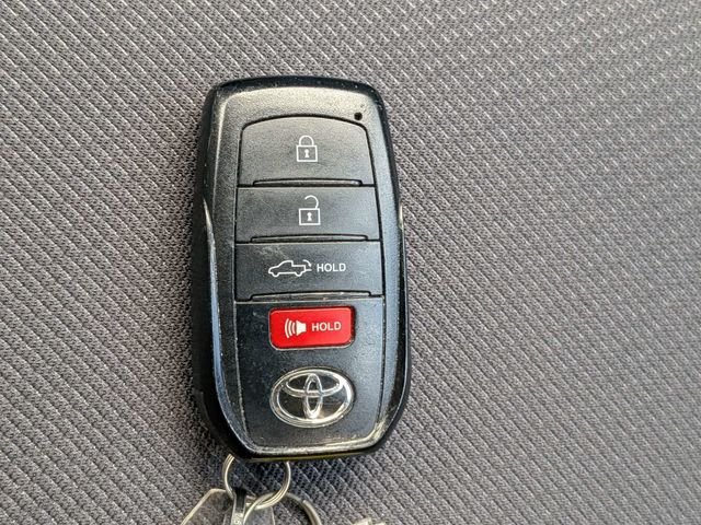 Used 2023 Toyota Tundra SR5 w/ SR5 Convenience Package AWD/4WD image 28