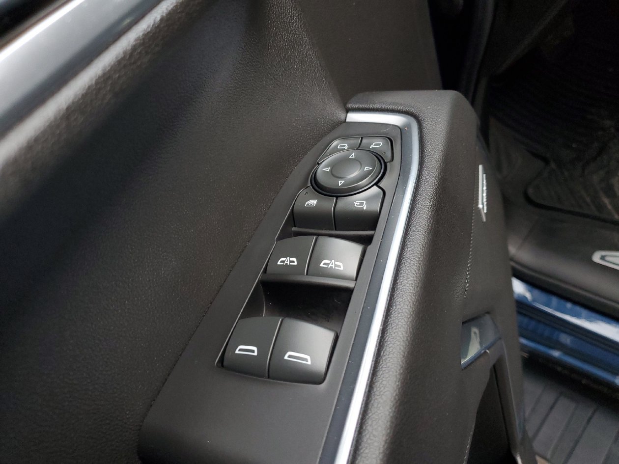 Used 2023 Chevrolet Silverado 1500 LTZ RWD image 18