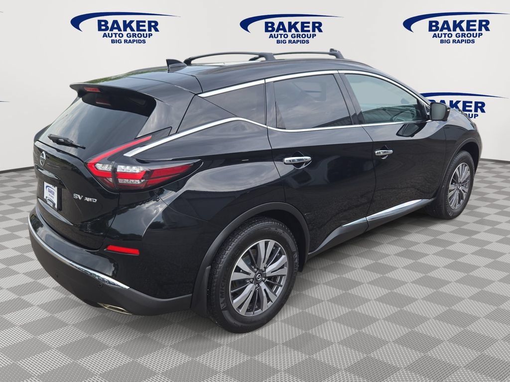 Used 2022 Nissan Murano SV AWD/4WD image 3