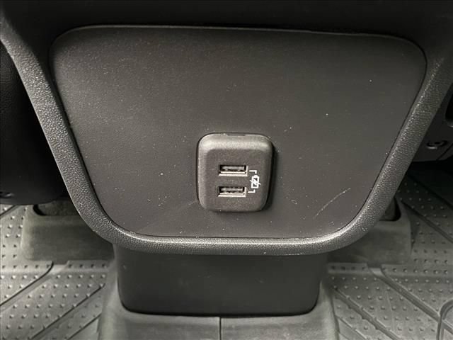 Used 2023 Chevrolet Equinox LT FWD image 10