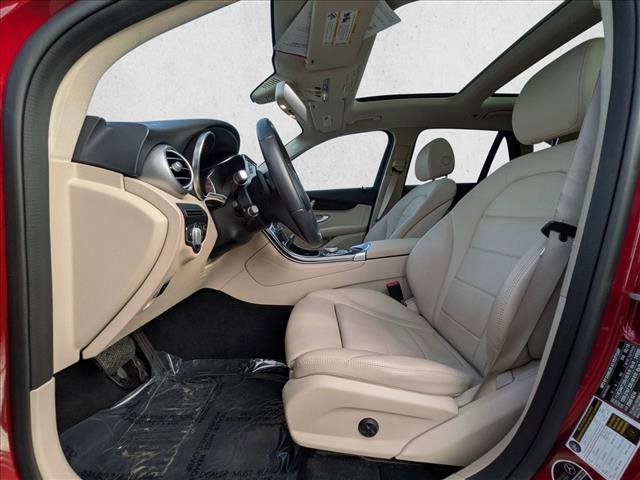 Used 2018 Mercedes-Benz GLC 300 4MATIC image 16
