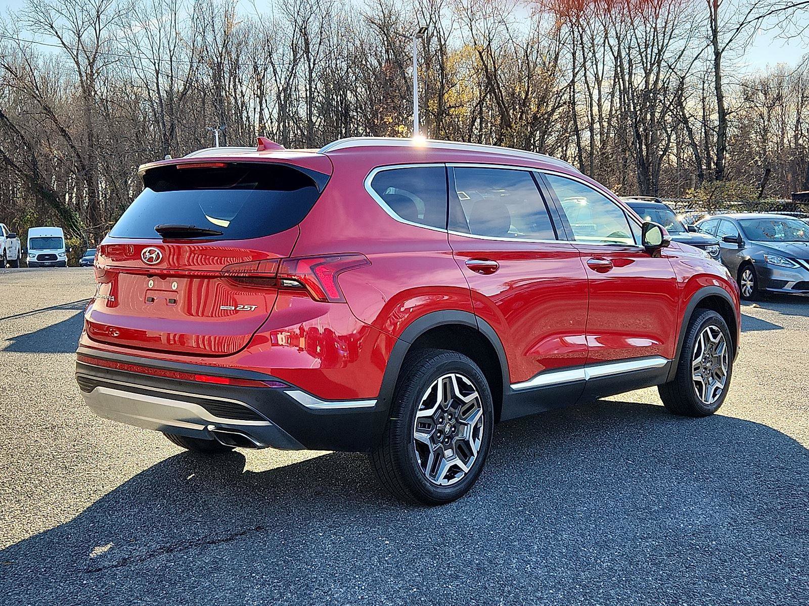 Used 2023 Hyundai Santa Fe Limited image 4