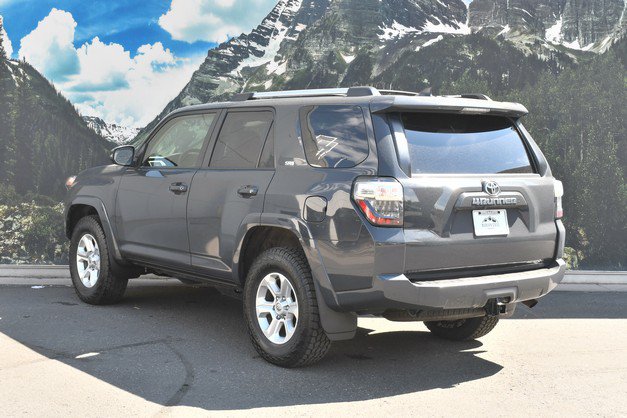 Certified 2024 Toyota 4Runner SR5 Premium w/ Moonroof Package AWD/4WD image 9