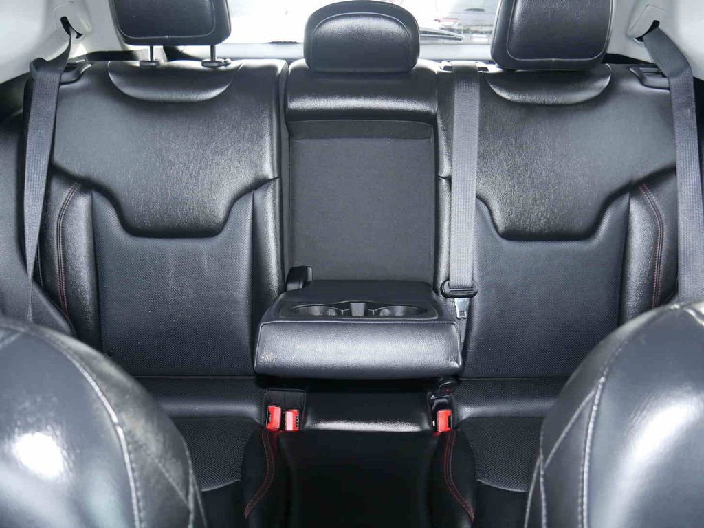 Used 2018 Jeep Compass Trailhawk w/ Leather Interior Group image 41