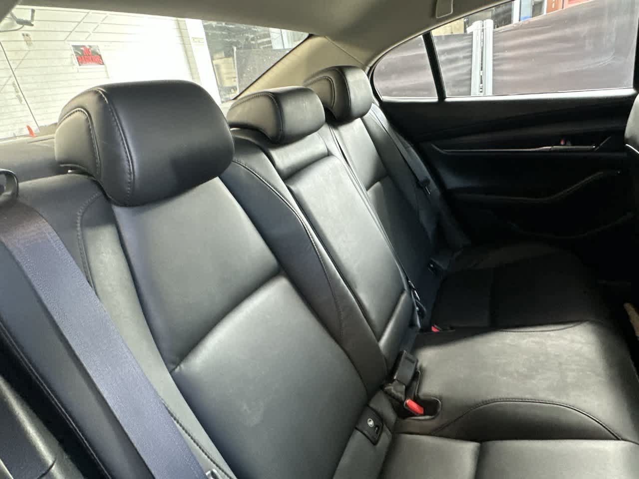 Used 2024 MAZDA MAZDA3 s FWD image 26