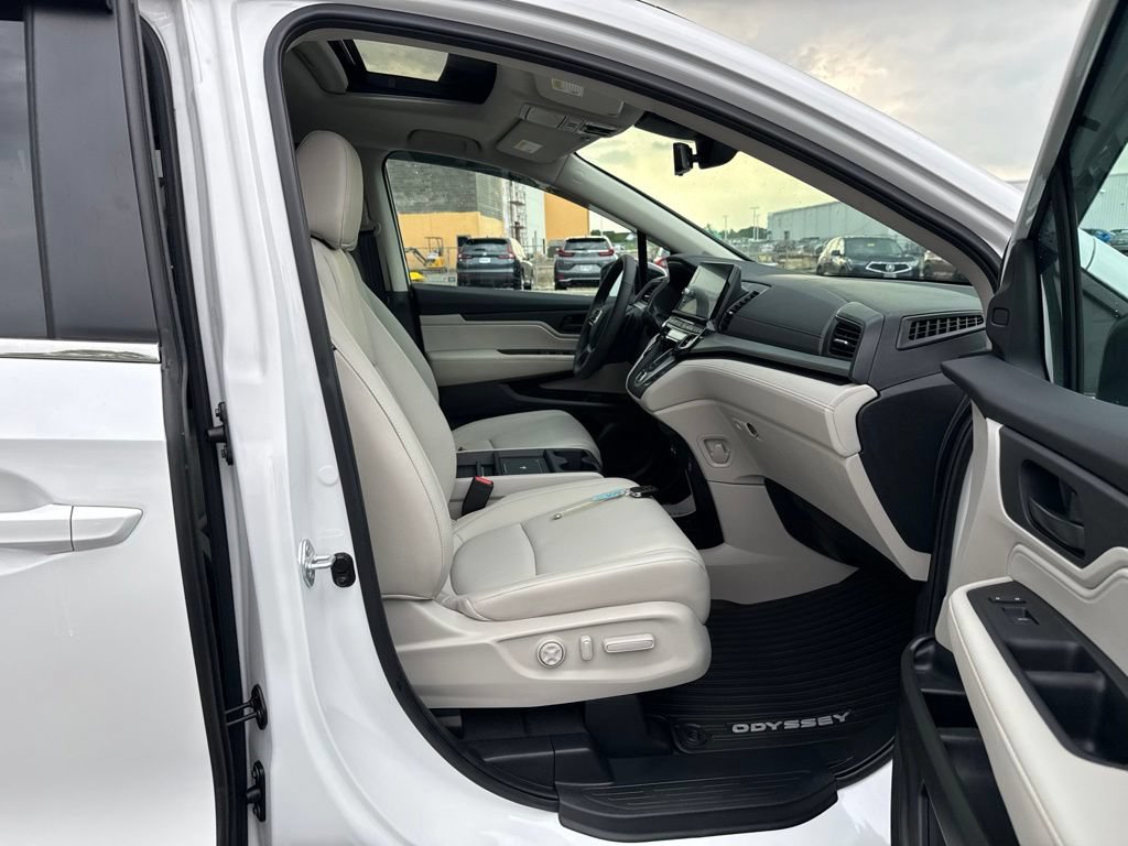 Used 2026 Honda Odyssey EX-L image 39