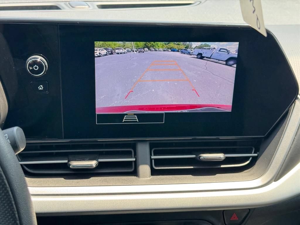 Used 2026 Chevrolet Trax LS FWD image 23