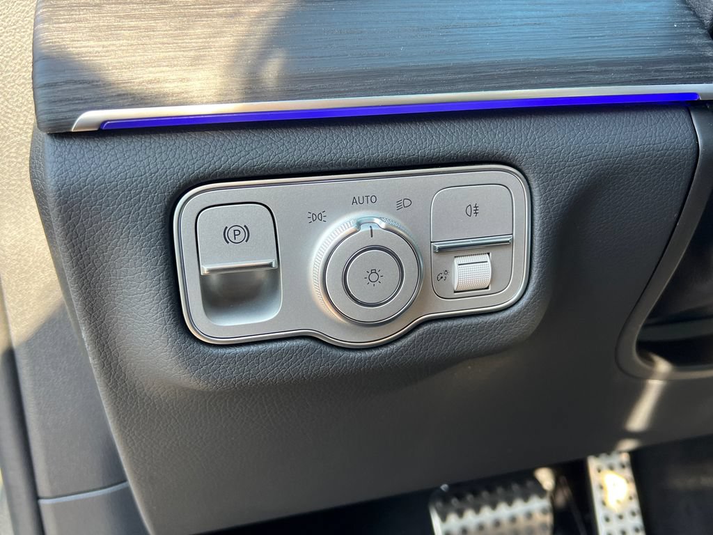 New 2026 Mercedes-Benz GLS 450 4MATIC image 14
