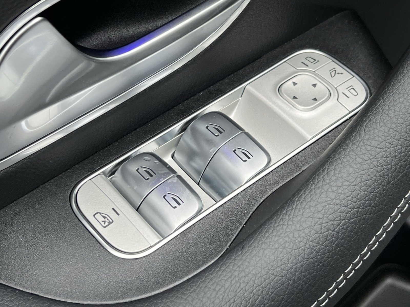 New 2026 Mercedes-Benz GLE 450 4MATIC image 13