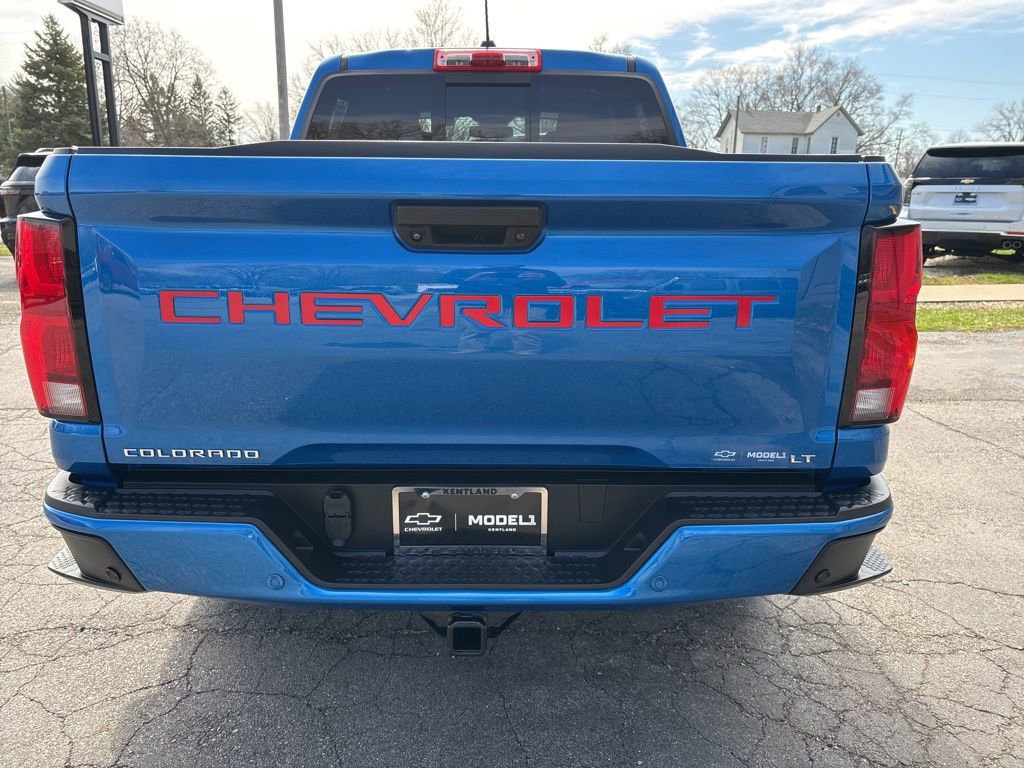 Used 2023 Chevrolet Colorado LT w/ LT Convenience Package III image 5