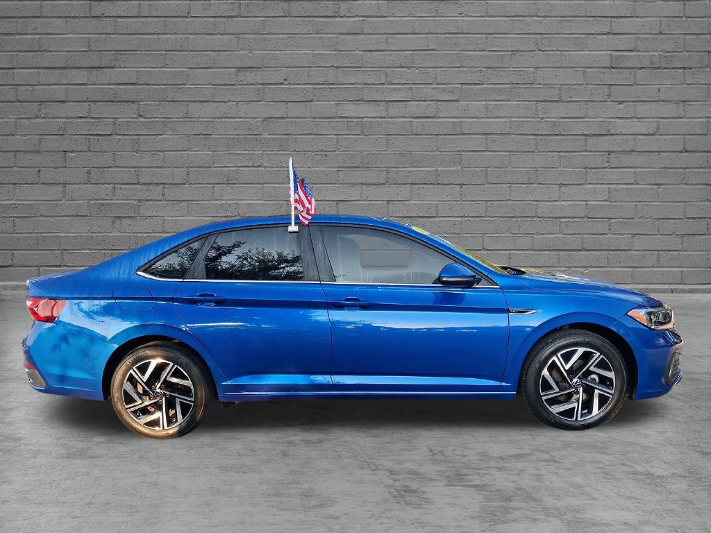 Certified 2024 Volkswagen Jetta SEL FWD image 13