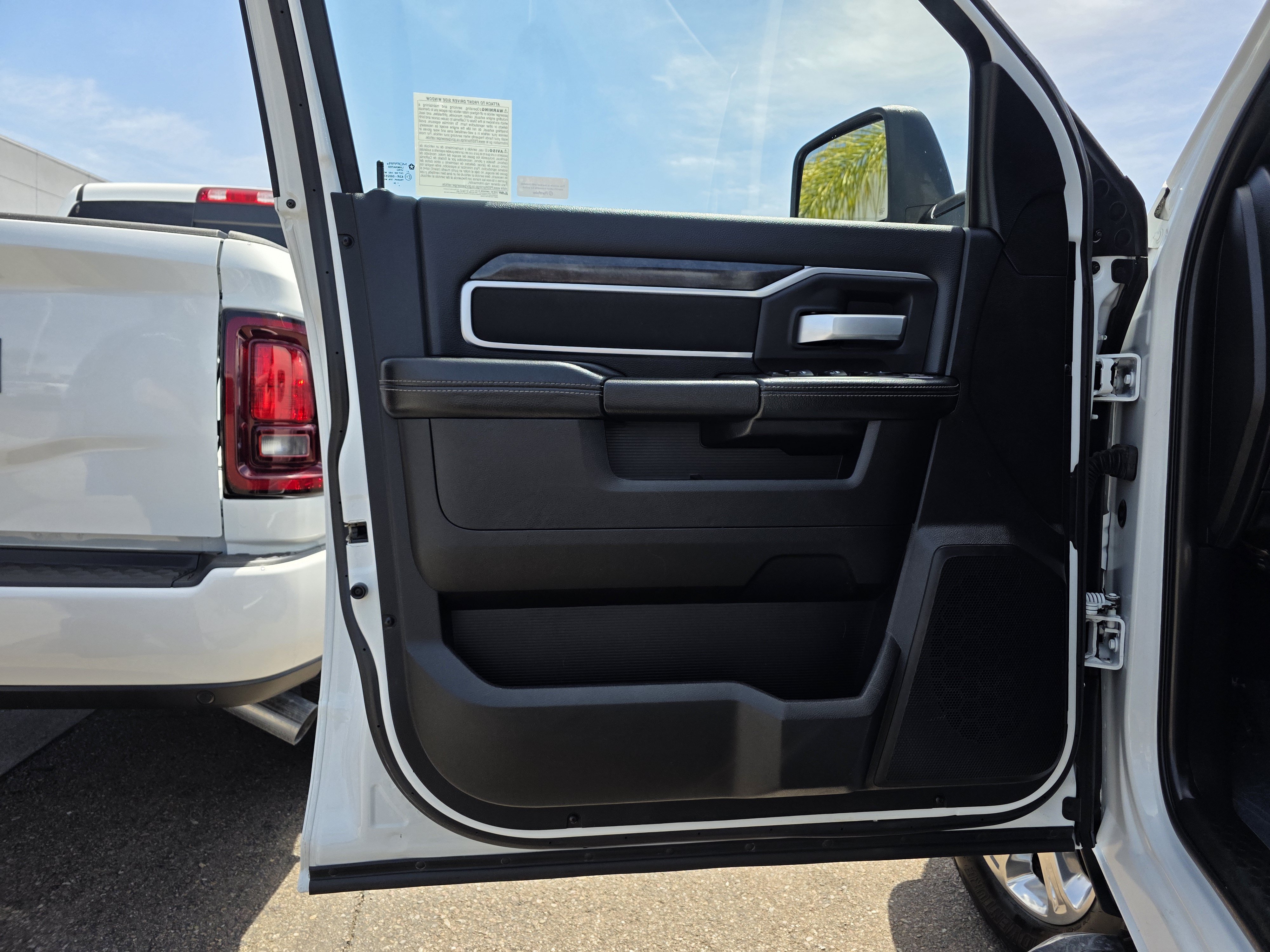 Certified 2024 RAM 3500 Big Horn AWD/4WD image 16