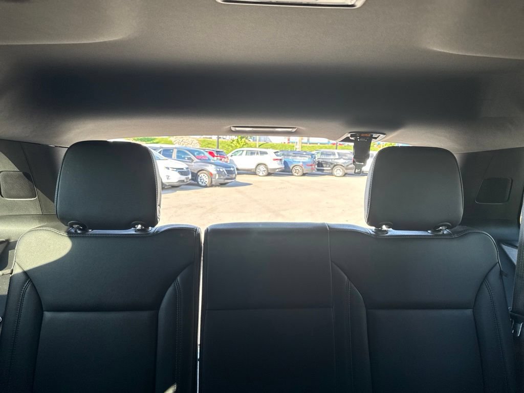 Used 2024 Chevrolet Tahoe LT RWD image 25