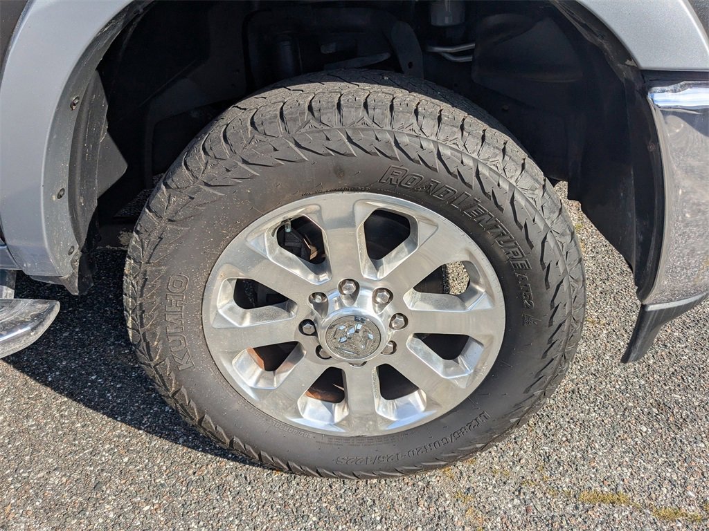 Used 2019 RAM 3500 Laramie image 11