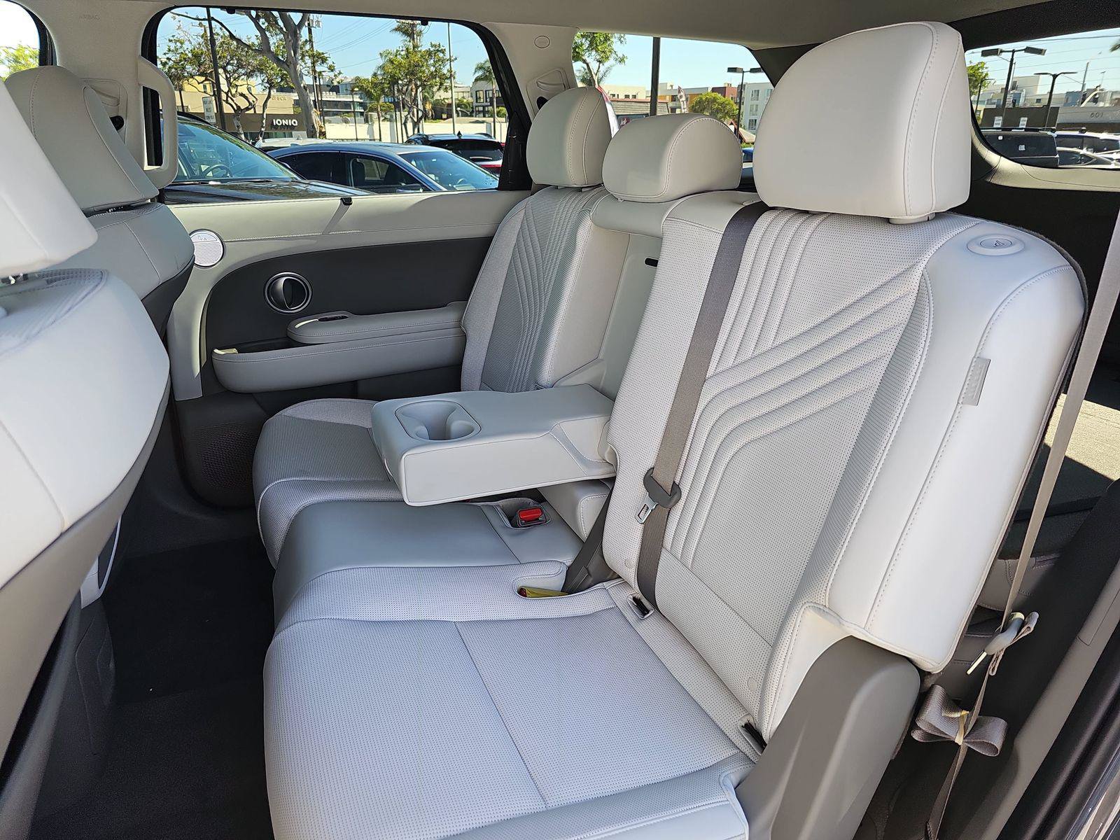 New 2026 Hyundai Palisade FWD Hybrid image 16