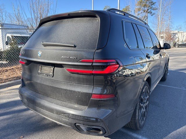 Used 2024 BMW X7 xDrive40i w/ Executive Package image 5