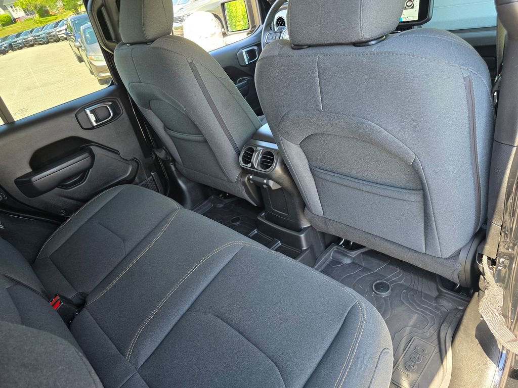 Used 2025 Jeep Wrangler Unlimited Sport S 4xe AWD/4WD image 25