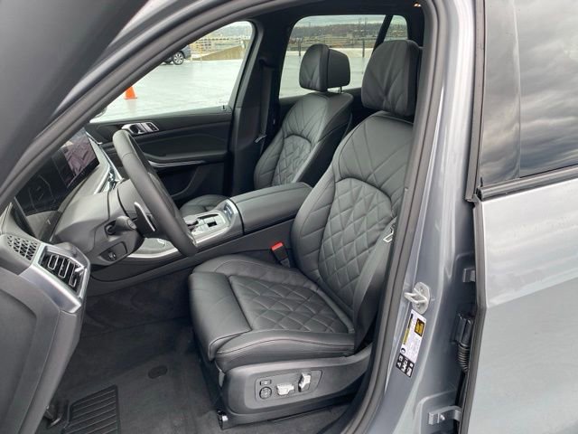 Used 2026 BMW X5 xDrive40i w/ M Sport Package image 19