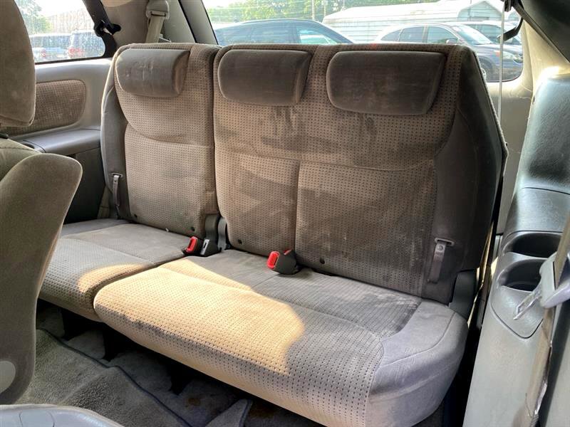 Used 2010 Toyota Sienna CE image 10