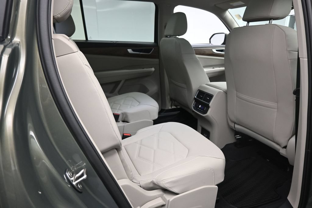 New 2026 Volkswagen Atlas SE FWD image 26