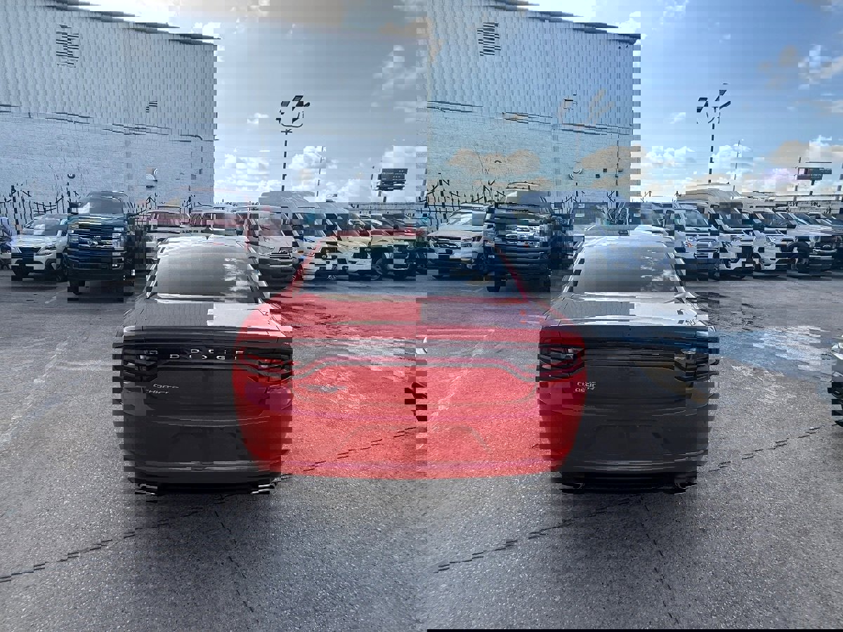 Used 2023 Dodge Charger SXT image 5