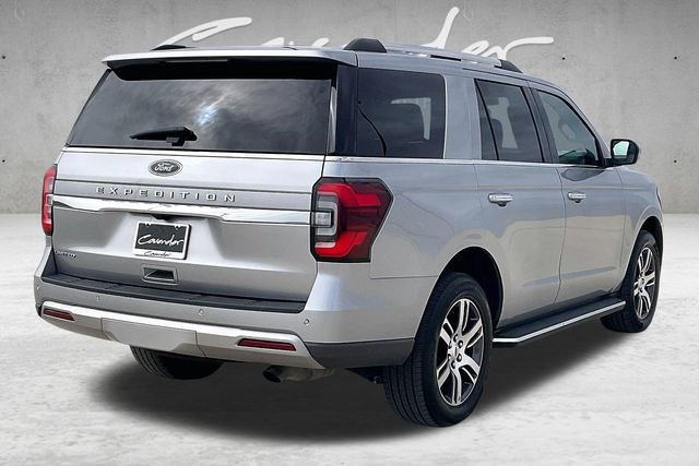 Used 2023 Ford Expedition Limited AWD/4WD image 2