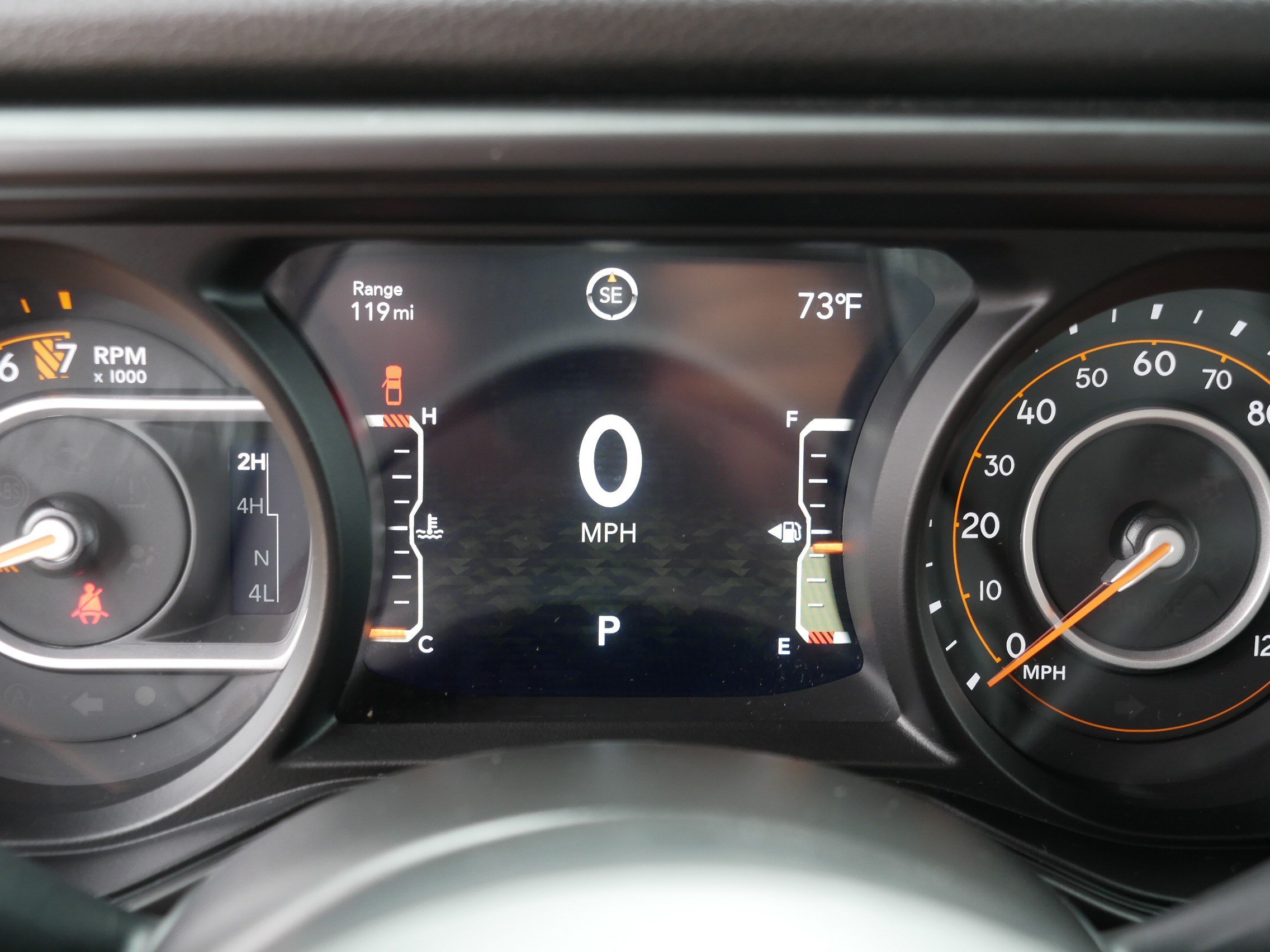 Used 2025 Jeep Gladiator Mojave AWD/4WD image 21