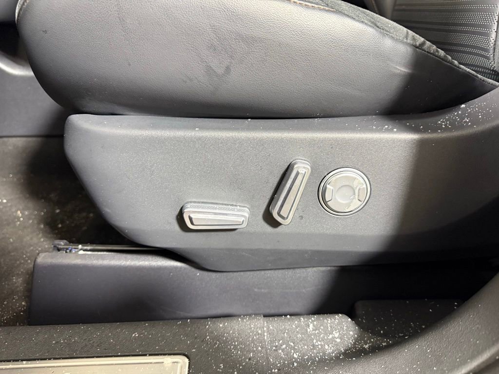 New 2024 Lincoln Nautilus Reserve w/ Equipment Group 202A image 20