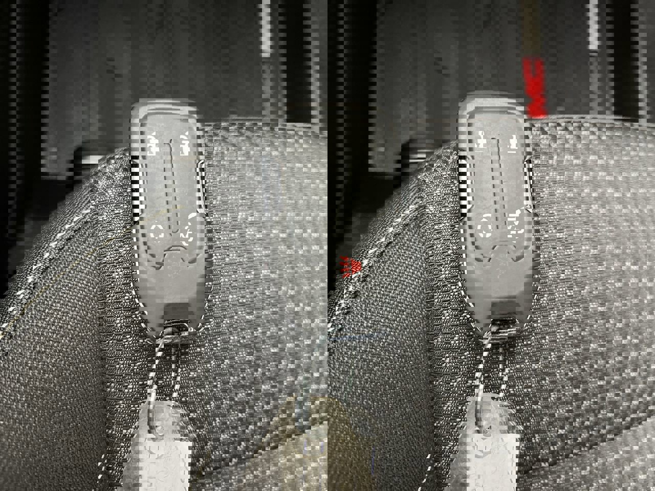 Certified 2023 GMC Acadia SLE w/ Driver Convenience Package image 31