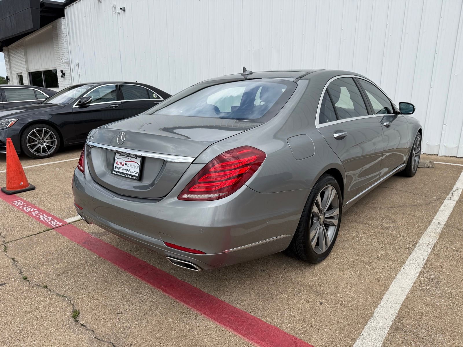 Used 2015 Mercedes-Benz S 550 Sedan image 7