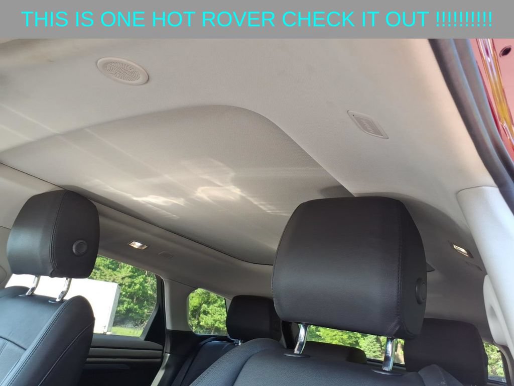 Used 2023 Land Rover Range Rover Evoque SE AWD/4WD image 16