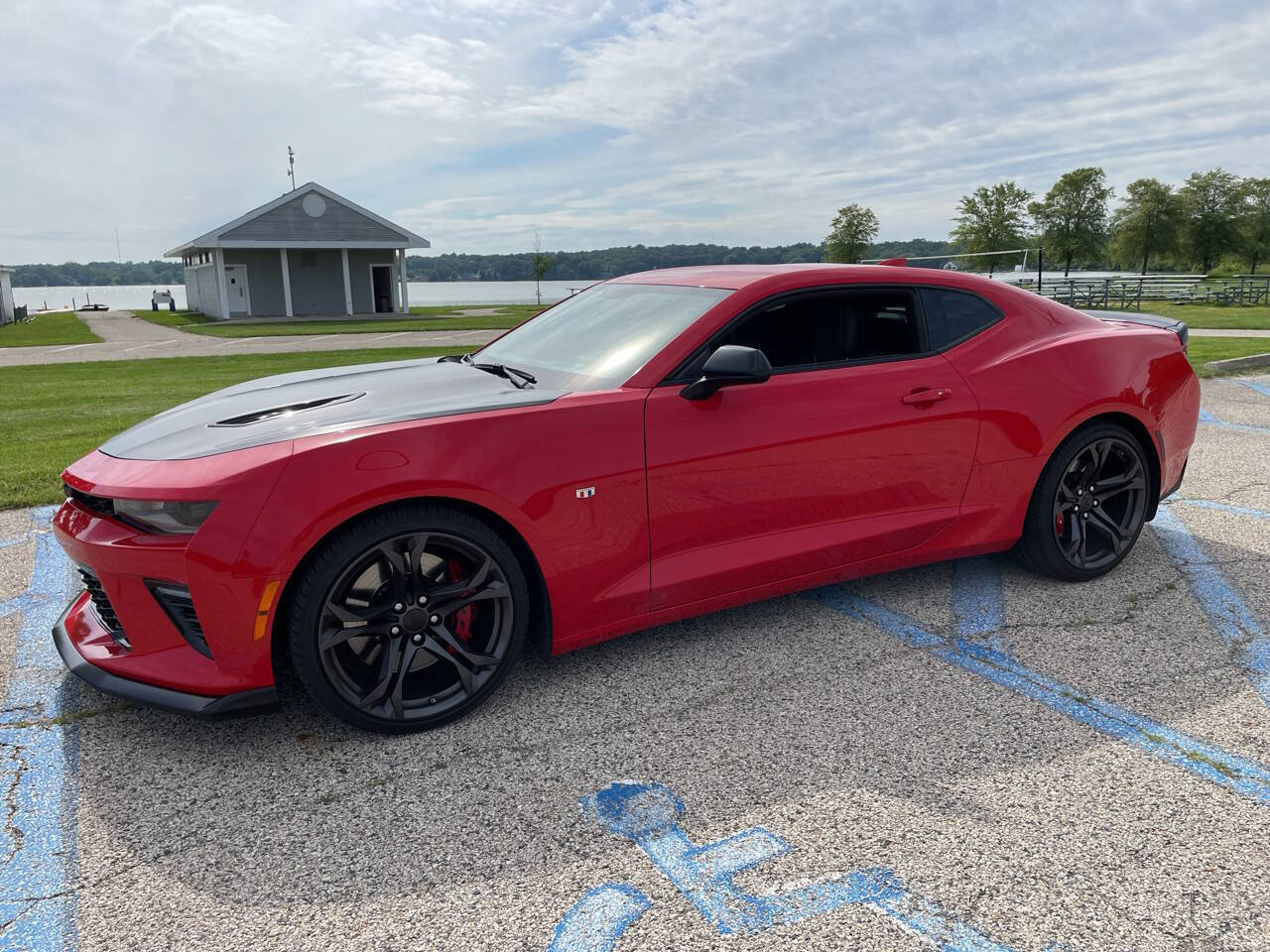 Used 2018 Chevrolet Camaro SS RWD image 95