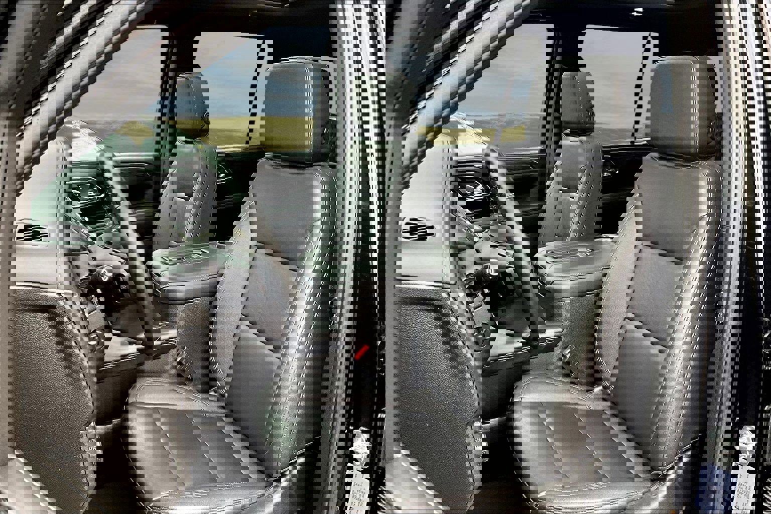 Used 2024 Chevrolet Tahoe Z71 w/ Luxury Package image 13