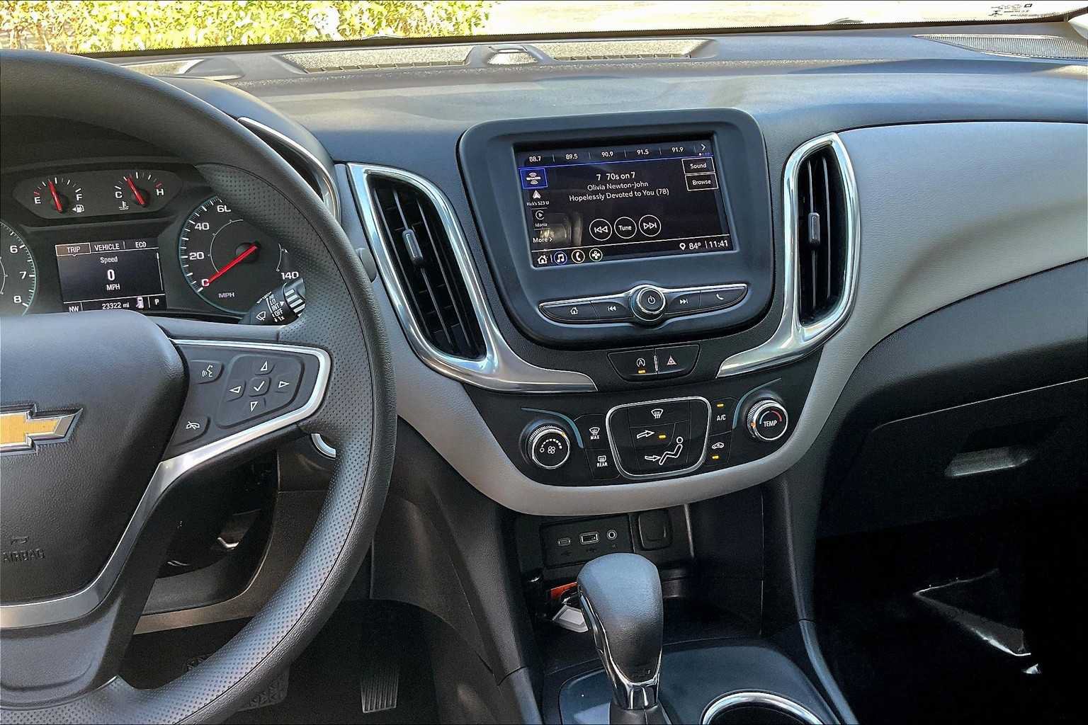 Used 2023 Chevrolet Equinox LS FWD image 7
