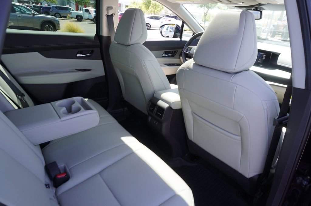 Certified 2025 Nissan Murano SL image 10