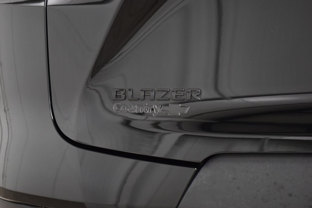 Used 2024 Chevrolet Blazer LT w/ Convenience Package FWD image 22