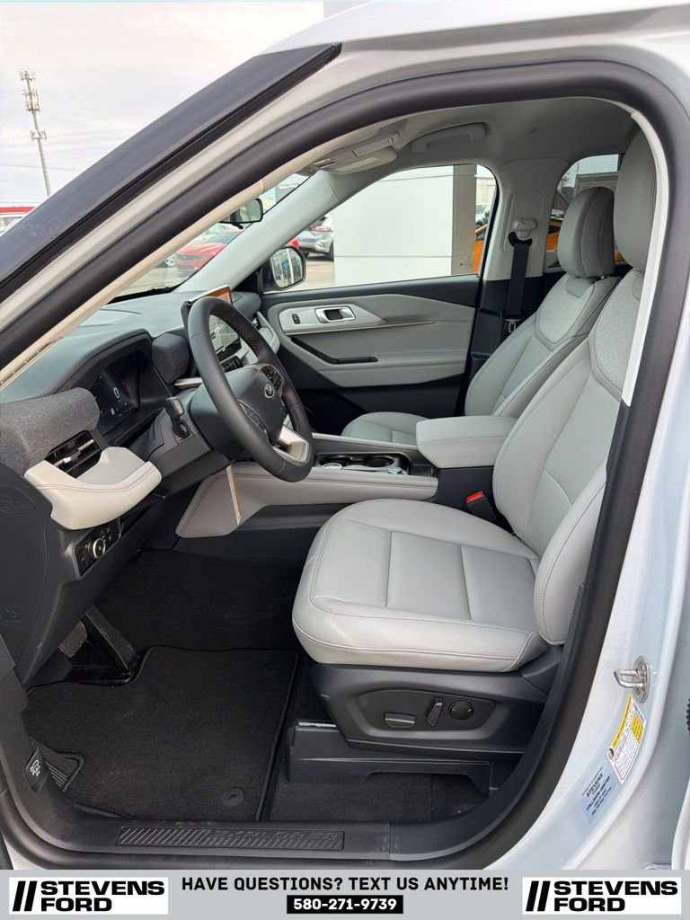 New 2026 Ford Explorer Active w/ Active Comfort Package image 22