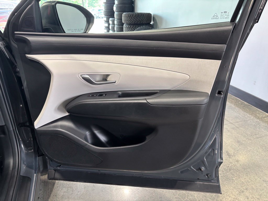 Used 2025 Hyundai Tucson SEL AWD/4WD image 18