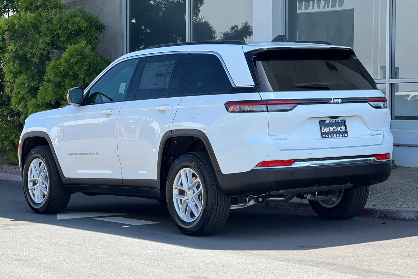 New 2026 Jeep Grand Cherokee Laredo X AWD/4WD image 6