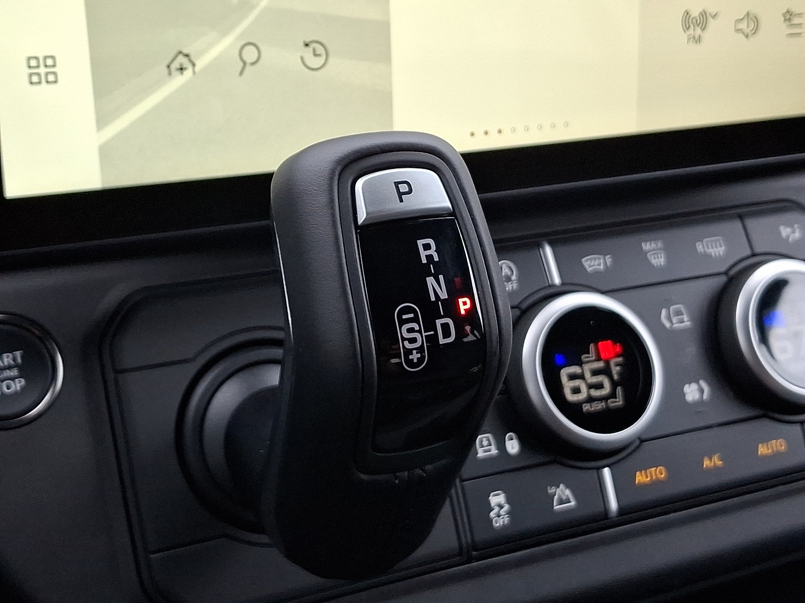 New 2026 Land Rover Defender 110 X-Dynamic SE AWD/4WD image 11
