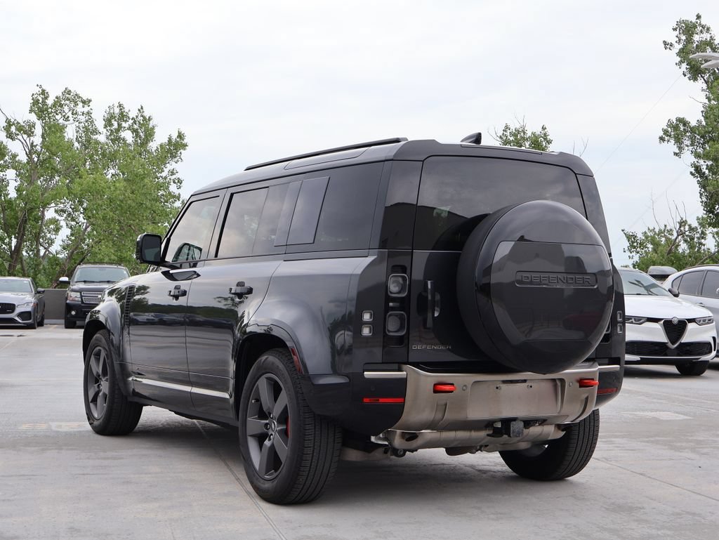 Certified 2025 Land Rover Defender 110 X AWD/4WD image 5