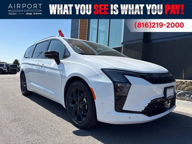 New 2027 Chrysler Pacifica Limited w/ Family Tech Group FWD image 1