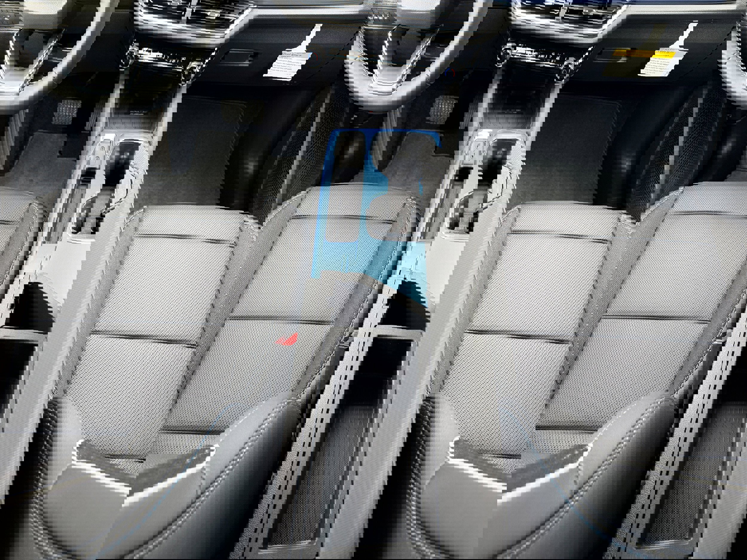 New 2026 Chevrolet Equinox EV LT image 17