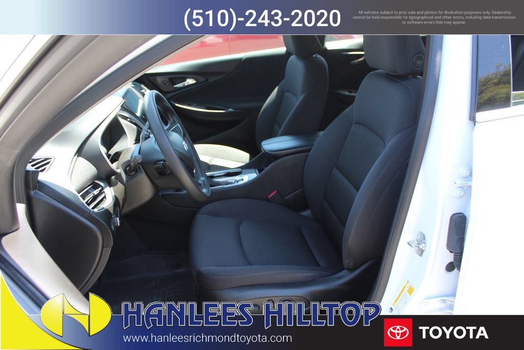 Used 2024 Chevrolet Malibu LT FWD image 12