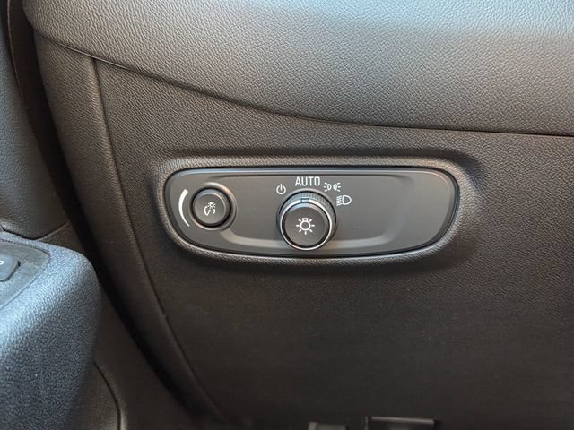Used 2024 Chevrolet Equinox LT FWD image 35