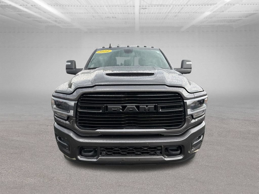 Used 2024 RAM 3500 Laramie w/ Night Edition AWD/4WD image 2